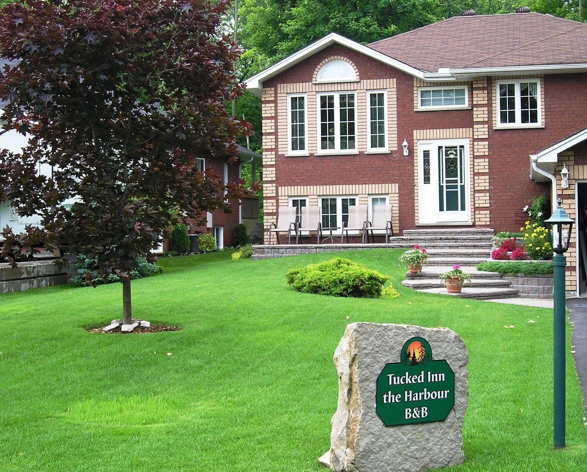 Tucked Inn The Harbour B&B Victoria Harbour Kültér fotó